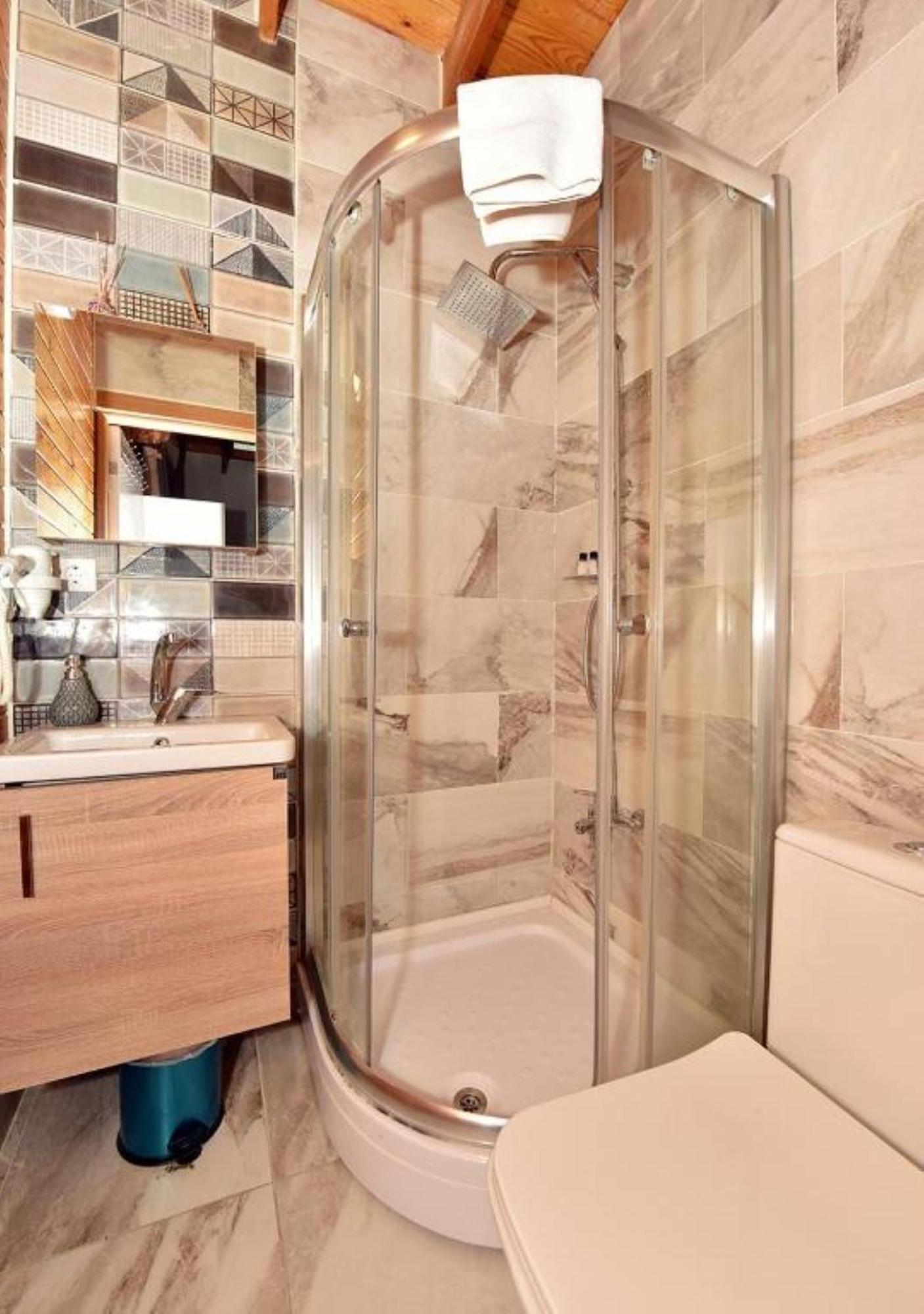Royal Garden Suite And Hotel Istanbul Ngoại thất bức ảnh
