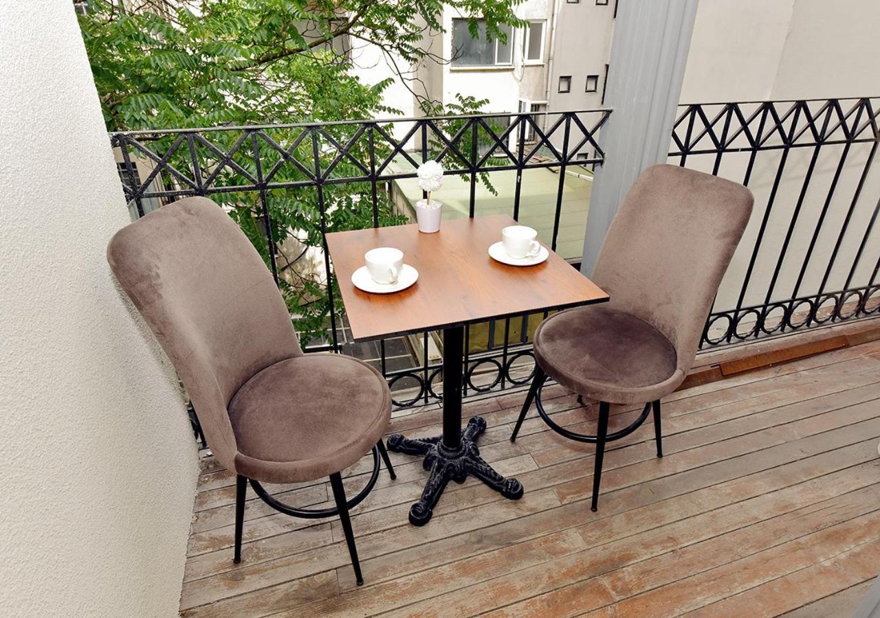 Royal Garden Suite And Hotel Istanbul Ngoại thất bức ảnh