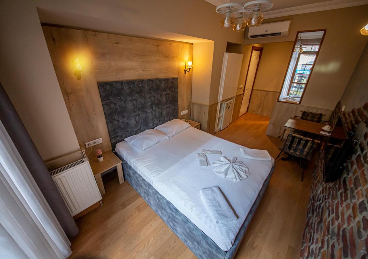 Royal Garden Suite And Hotel Istanbul Ngoại thất bức ảnh