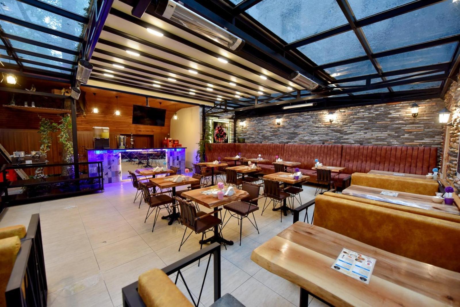 Royal Garden Suite And Hotel Istanbul Ngoại thất bức ảnh